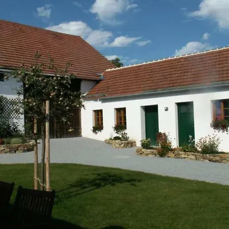 Weingut Stopfer * Minichhofen